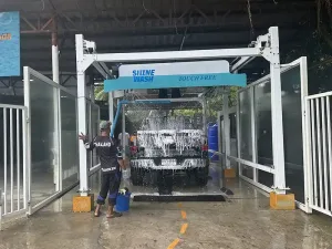 in-bay automatic car wash machine
